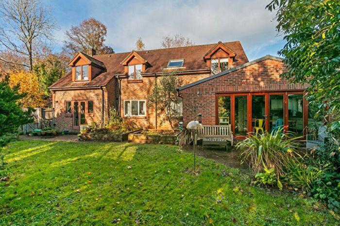 5 Bedroom Detached House For Sale In Kerrfield, Winchester, SO22