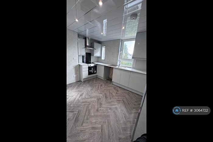 3 Bedroom Flat To Rent In Loch Road, Chapelhall, Airdrie, ML6