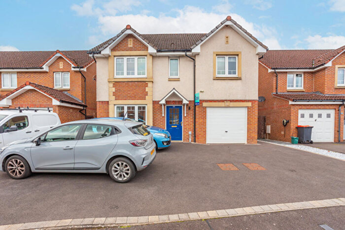 4 Bedroom Detached House For Sale In Caulstran Road, Dumfries, DG2