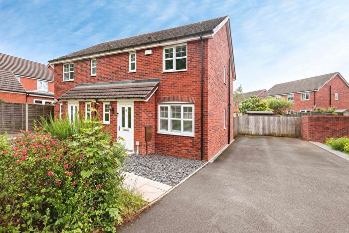 3 Bedroom Semi-Detached House For Sale In Meadows Drive, Birmingham, West Midlands, B29