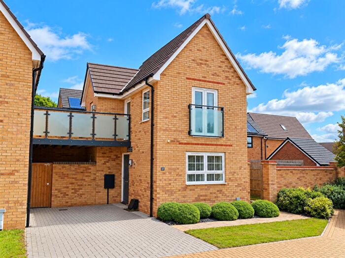 1 Bedroom Link Detached House To Rent In Vulcan Croft, Fairfields, MK11