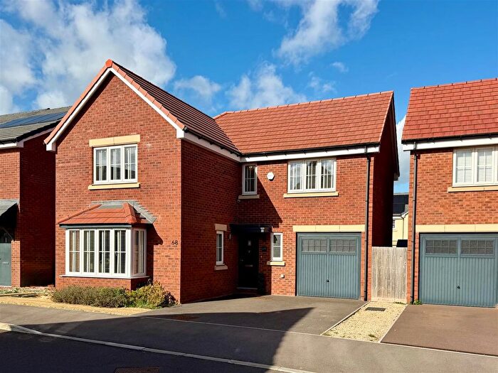 4 Bedroom Detached House For Sale In Aster Close, Twigworth, Gloucester, GL2
