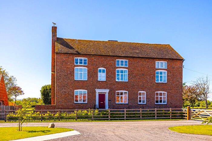 5 Bedroom Property For Sale In Long Green, Gloucester, GL19