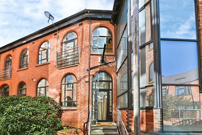 3 Bedroom Town House For Sale In Lower Parliament Street, Nottingham, NG1