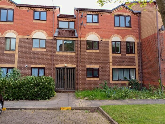 2 Bedroom Flat To Rent In Bellcroft The Courtyards, Ladywood, B16