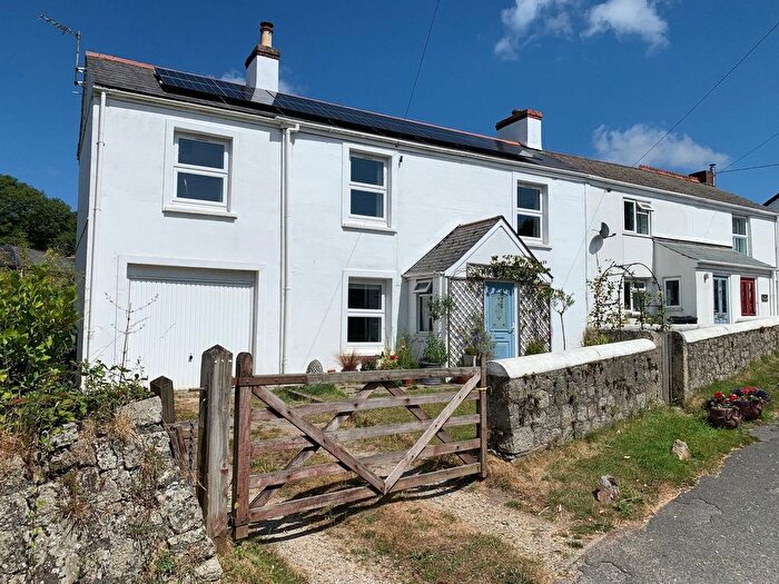 3 Bedroom End Of Terrace House For Sale In East Hill, Blackwater, Truro, TR4