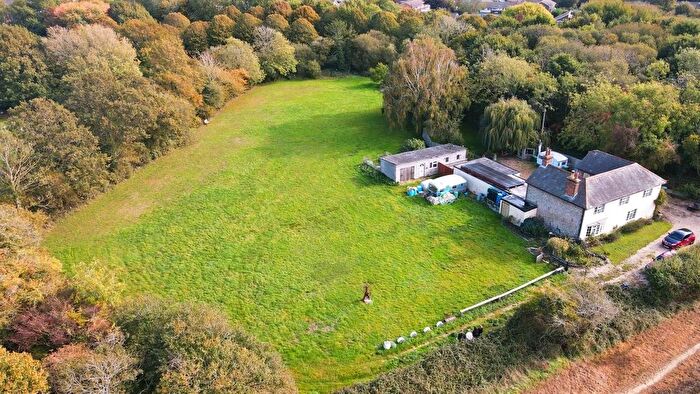 4 Bedroom Cottage For Sale In Chalcraft Lane, Bognor Regis, West Sussex, PO21