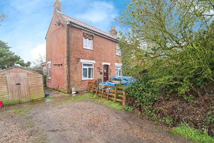 3 Bedroom Semi-Detached House For Sale In Fulmodeston Road, Hindolveston, Dereham, NR20