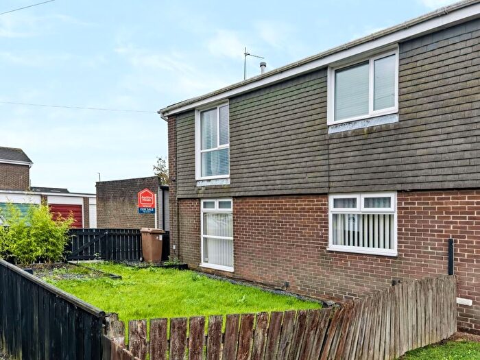 2 Bedroom Flat For Sale In Brookside Dudley, Cramlington, Northumberland, NE23
