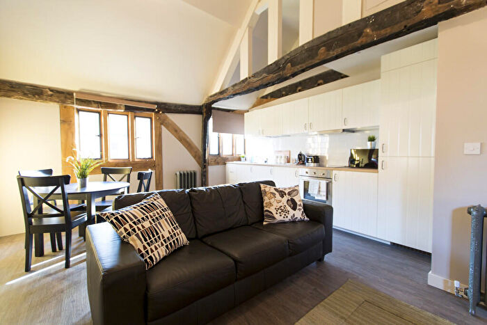 2 Bedroom Apartment To Rent In Apartment Harnall Court, CV1