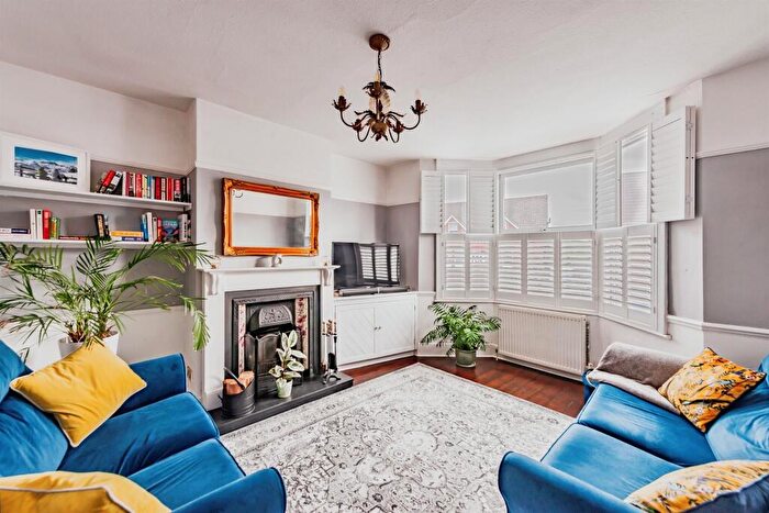 3 Bedroom Semi-Detached House For Sale In Frenches Road, Redhill, RH1