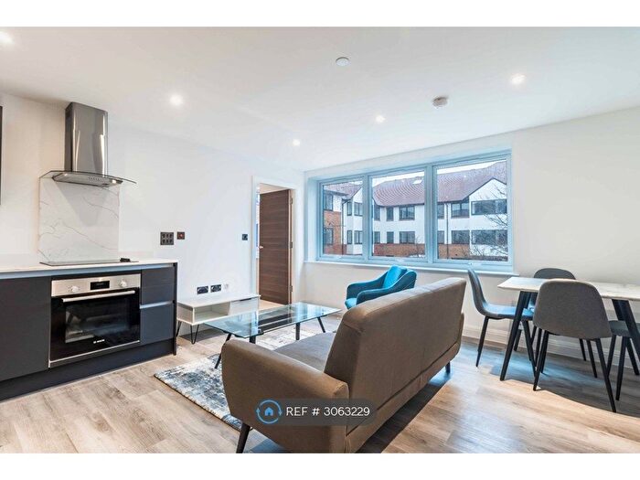 1 Bedroom Flat To Rent In Swan Courtyard, Birmingham, B26