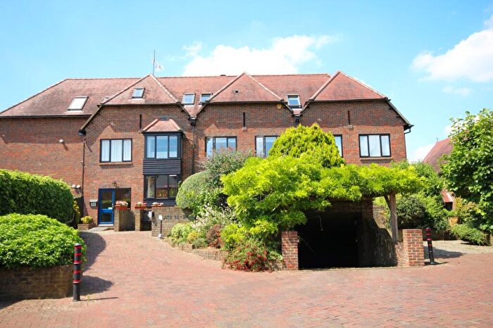 2 Bedroom Apartment For Sale In Adam Court, Henley-On-Thames, Oxfordshire, RG9