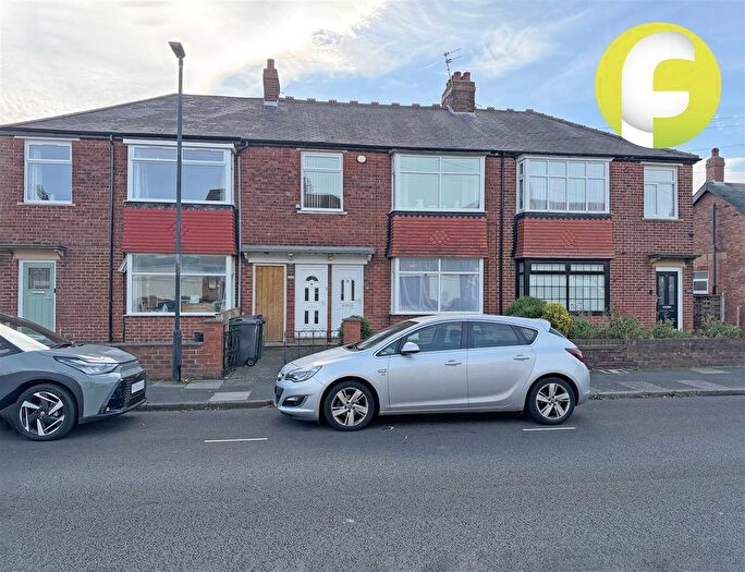 2 Bedroom Flat For Sale In Lansdowne Terrace West, North Shields, NE29