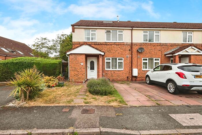 4 Bedroom End Of Terrace House For Sale In St. Loyes Close, Halesowen, B62