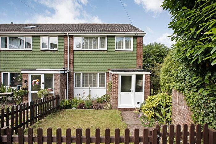 3 Bedroom End Of Terrace House For Sale In Gatehouse Close, Dawlish, EX7