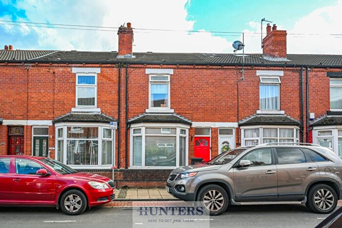 2 Bedroom Terraced House For Sale In Lower Oxford Street, Castleford, WF10