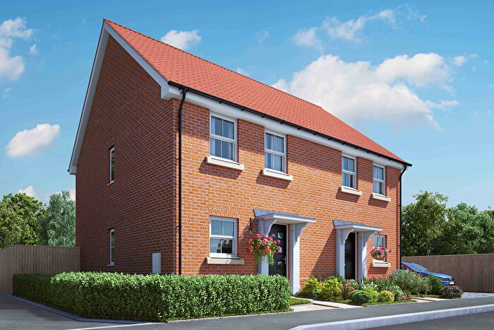 3 Bedroom Semi-Detached House For Sale In Greenfields Road, East Dereham, NR20