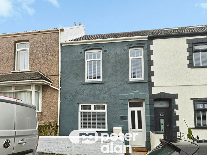 4 Bedroom House To Rent In Pant Street, Swansea, SA1
