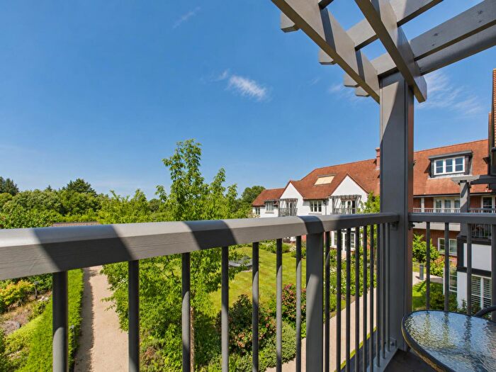 2 Bedroom Property For Sale In Davenport Close, Tattenhall, CH3