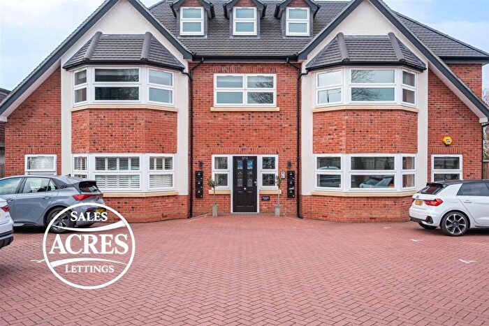 2 Bedroom Flat For Sale In Birmingham Road, Sutton Coldfield, B72