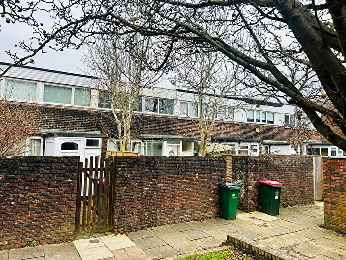 3 Bedroom House To Rent In Broadfield, Crawley, RH11