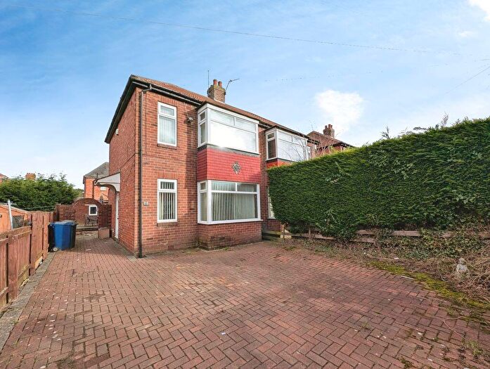 3 Bedroom Semi-Detached House For Sale In Fallodon Gardens, North Fenham, Newcastle Upon Tyne, NE5