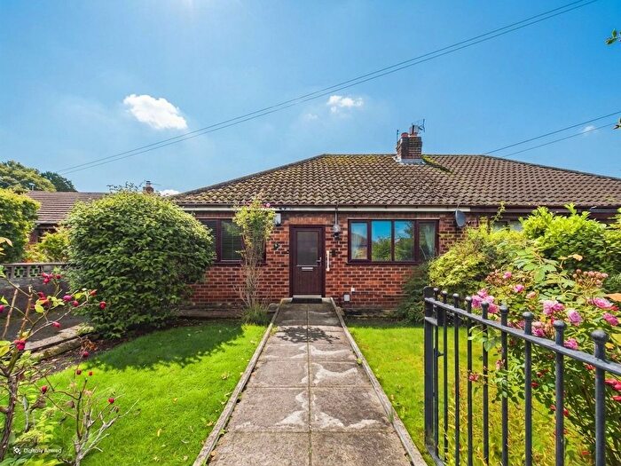 2 Bedroom Semi-Detached Bungalow For Sale In Tennyson Drive, Billinge, Wigan, WN5
