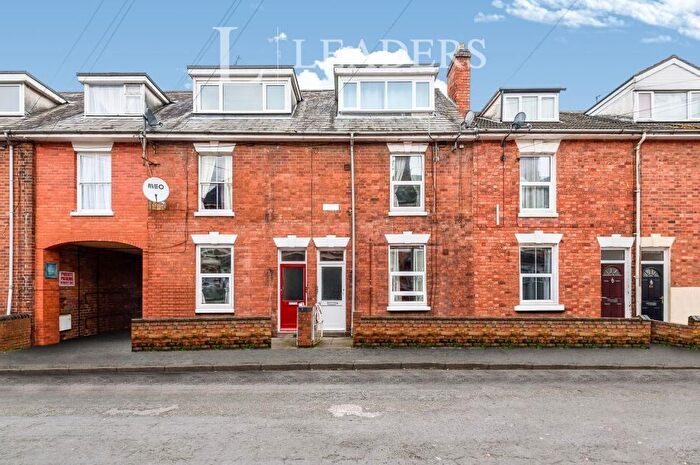 1 Bedroom Flat To Rent In Middle Street, WR1