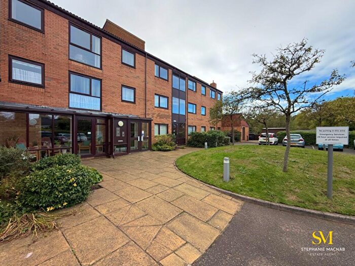 2 Bedroom Apartment For Sale In Hayward Court, Watchyard Lane, Formby, L37