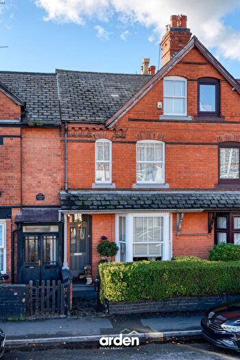3 Bedroom Terraced House For Sale In Mount Pleasant, Redditch, B97
