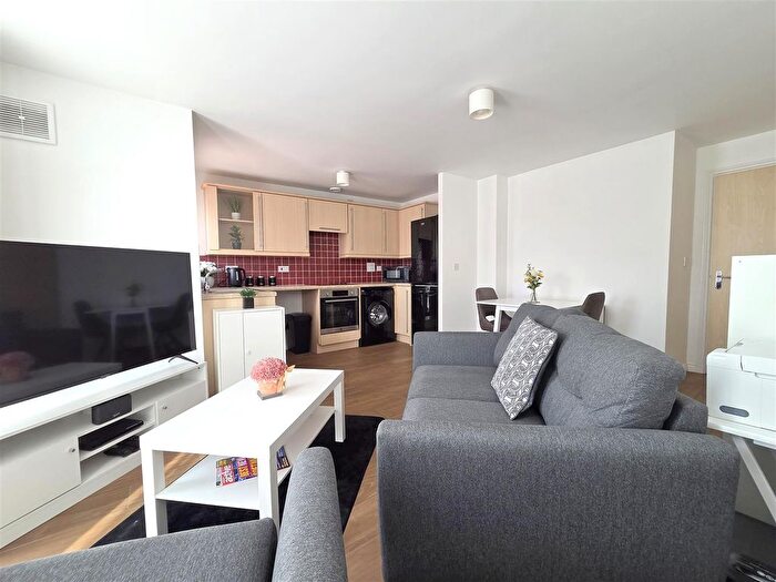 1 Bedroom Flat For Sale In St. Michaels Close, Stourport-On-Severn, DY13