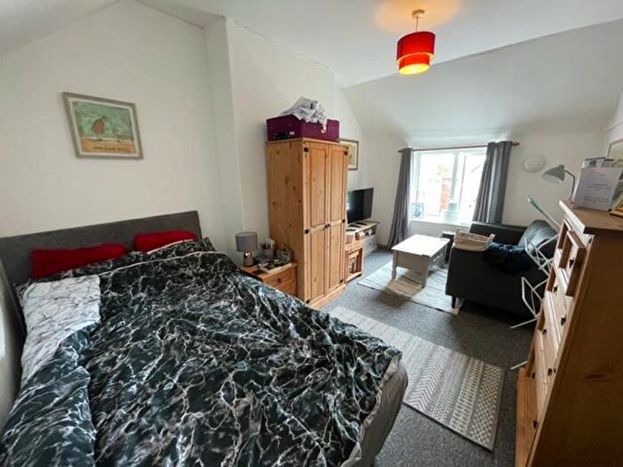1 Bedroom Apartment To Rent In Royal Wotton Bassett, SN4