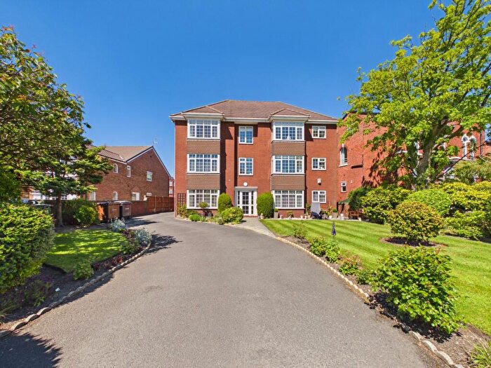 2 Bedroom Apartment For Sale In Park Road, Chantry Court, PR9