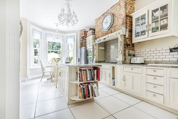 5 Bedroom House To Rent In Venner Road, Sydenham, London, SE26