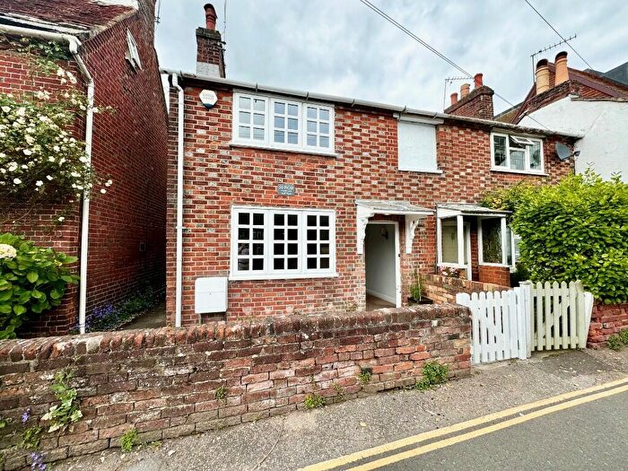 2 Bedroom Cottage To Rent In Church Lane, Christchurch, Dorset, BH23