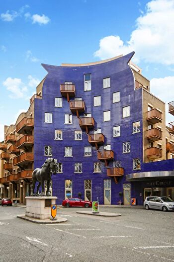 1 Bedroom Flat To Rent In Queen Elizabeth Street, London, SE1