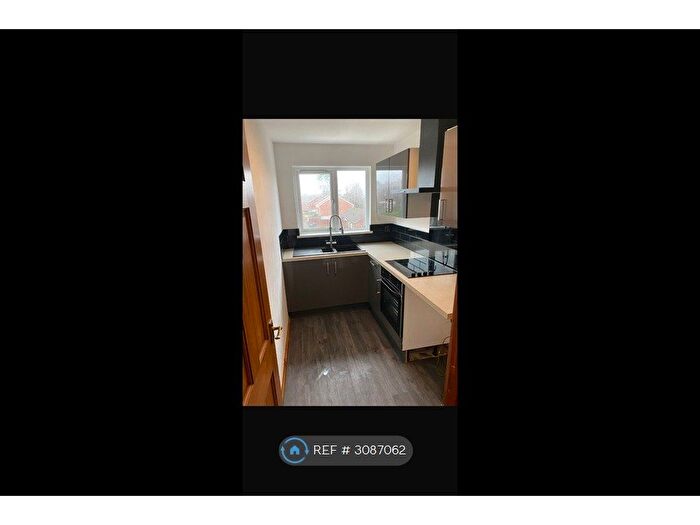 1 Bedroom Flat To Rent In Haytor Avenue, Paignton, TQ4