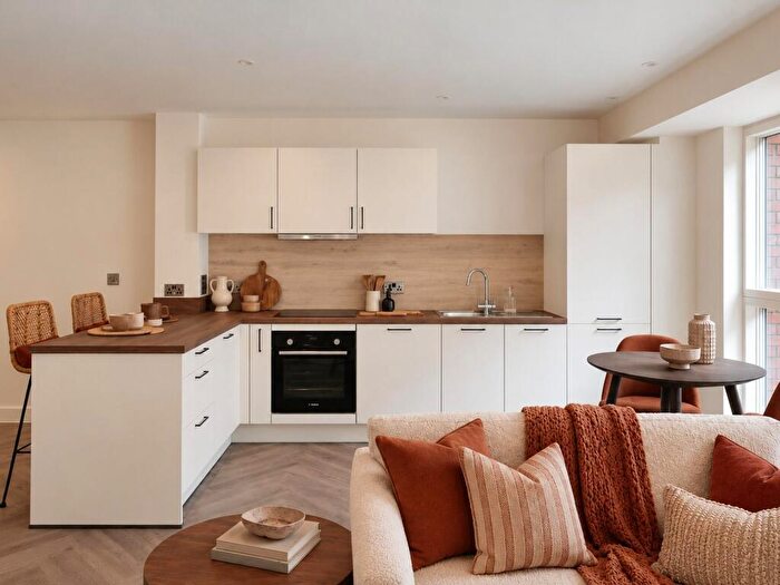 1 Bedroom Apartment For Sale In Upper Gough Street, Birmingham | -Bed By The Mailbox | % Stamp Duty Paid | Book A Private Tour, B1