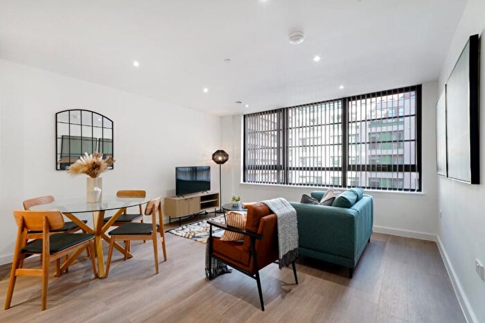 1 Bedroom Apartment To Rent In Sherlock Quarter, B5