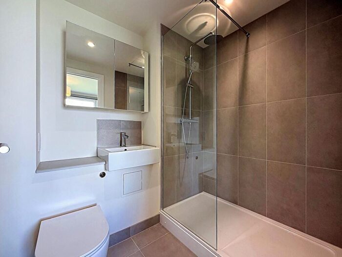 2 Bedroom Apartment To Rent In Dumballs Road, Cardiff, CF10
