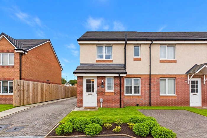 3 Bedroom End Of Terrace House For Sale In Kensington Place, Muirhead, G69