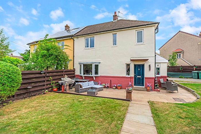 3 Bedroom Semi-Detached House For Sale In Woodlands, Ilkley, LS29