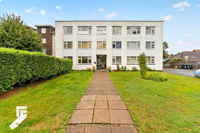 2 Bedroom Flat For Sale In Llanishen Court, Llanishen, CF14