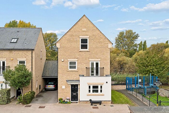 4 Bedroom Detached House For Sale In Royal Quay, Harefield, Uxbridge, UB9