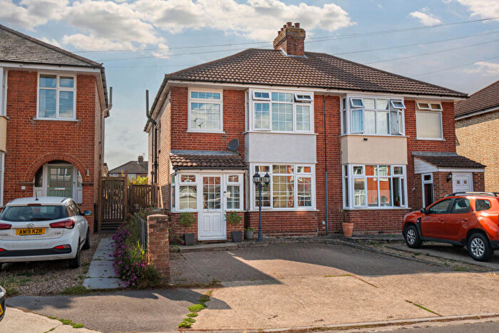 4 Bedroom Semi-Detached House For Sale In Gloucester Road, Ipswich, IP3