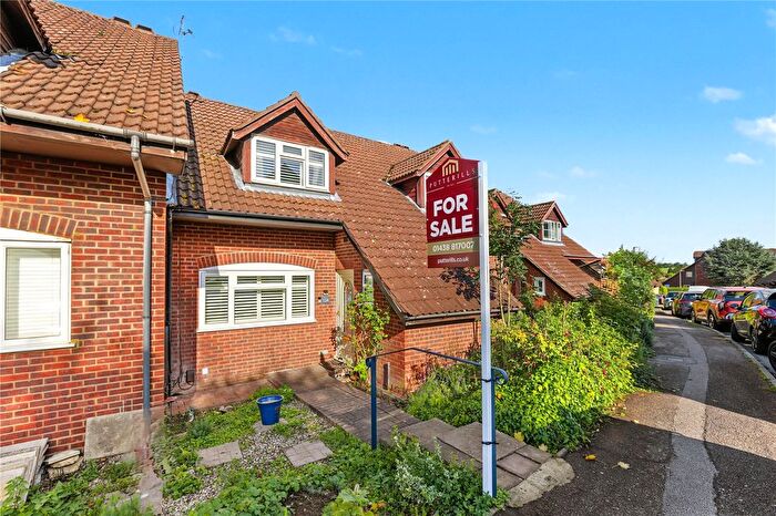 3 Bedroom Terraced House For Sale In Wadnall Way, Knebworth, Hertfordshire, SG3