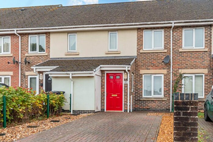 2 Bedroom Terraced House For Sale In The Oaks, Newbury, Berkshire, RG14