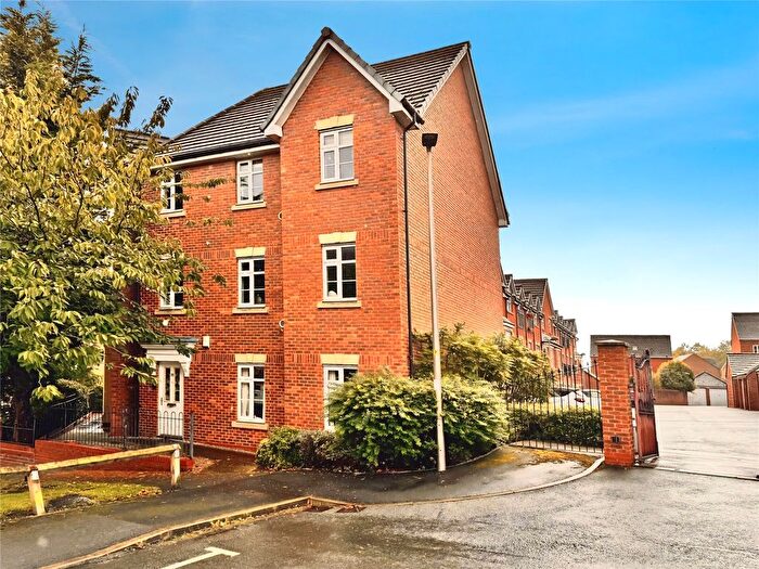 2 Bedroom Flat For Sale In Gadbury Fold, Atherton, Manchester, Greater Manchester, M46