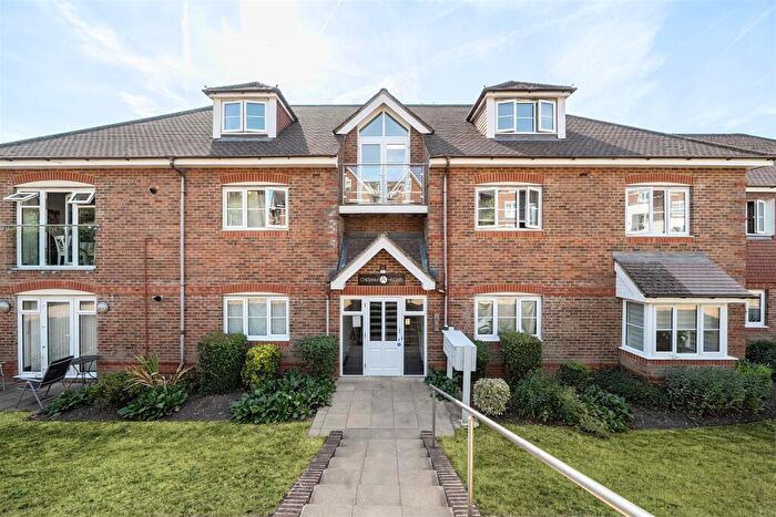 3 Bedroom Apartment For Sale In St. Monicas Road, Kingswood, KT20